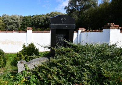 Černčice u Petrohradu, Omnium, 2020