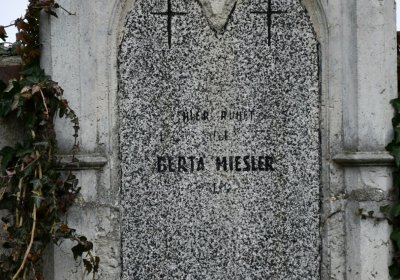 O.N., 2021