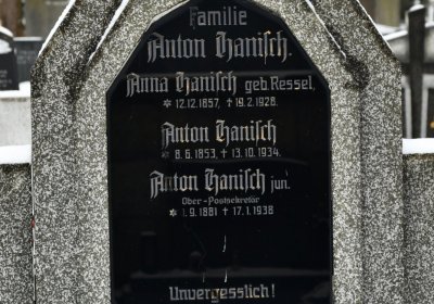 O.N., 2021