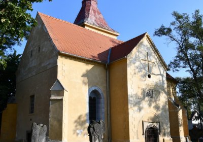 Břvany u kostela, Omnium, 2020