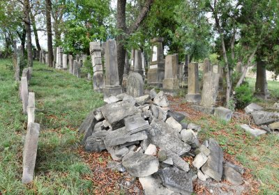 Libochovice židovský hřbitov, Omnium, 2020