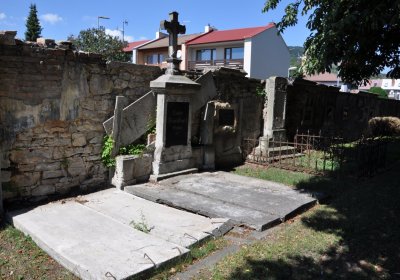 Lovosice městský hřbitov, Omnium, 2020