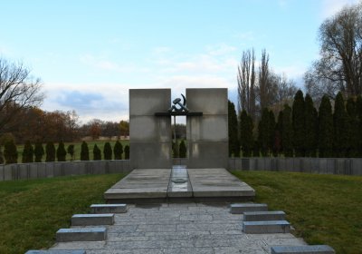 Terezín židovský hřbitov, Omnium, 2020