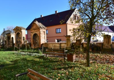 Radíčeves u kostela, Omnium, 2020