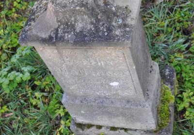 O.N., 2022