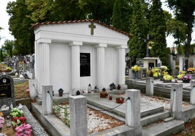 Městský hřbitov Bílina, Omnium, 2018